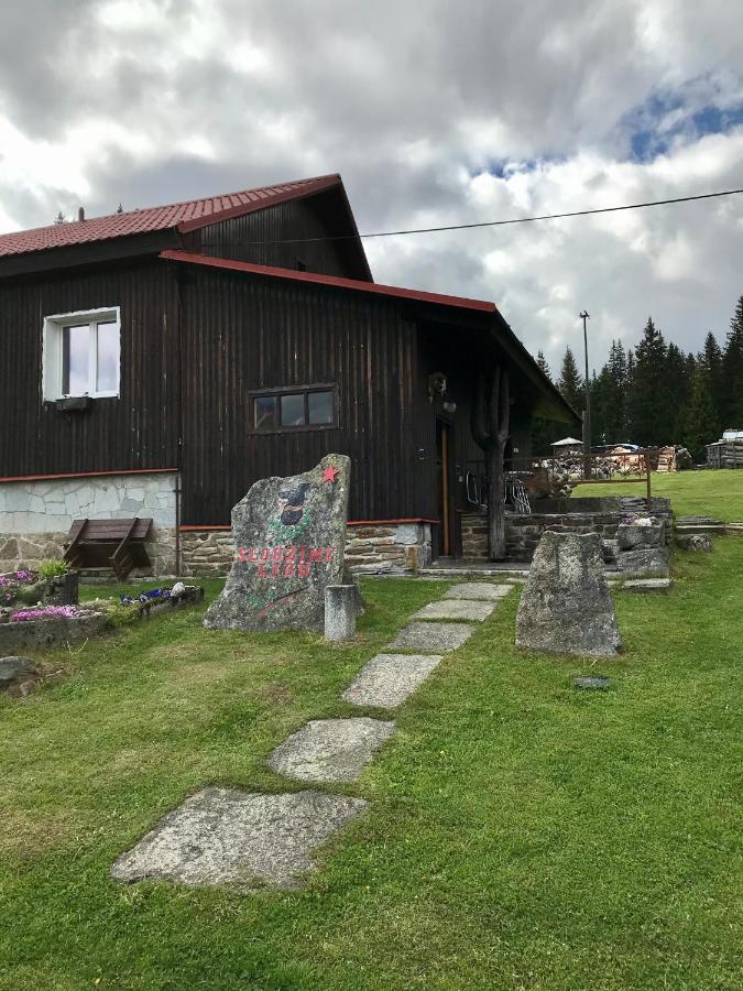 Apartman Na Kopecku Модрава Екстер'єр фото